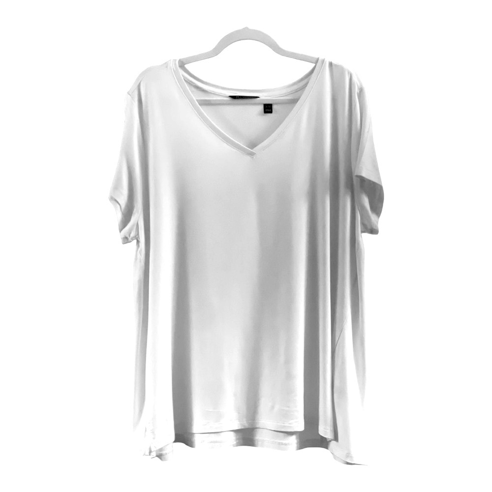 H By Halston Essentials V-Neck Short Sleeve Top In White. Size 1X
